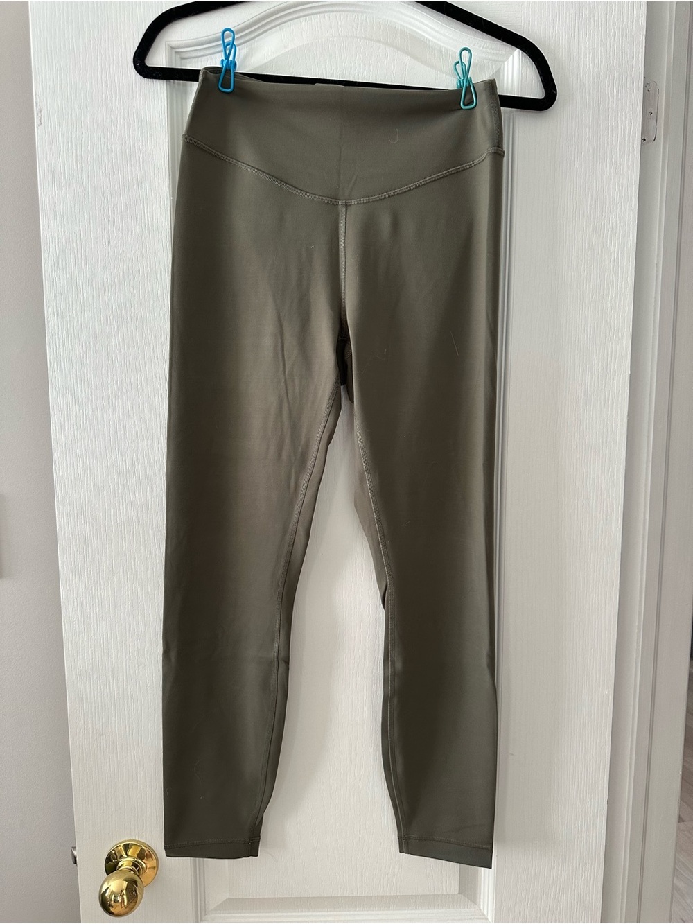 Smooth cover lululemon tights